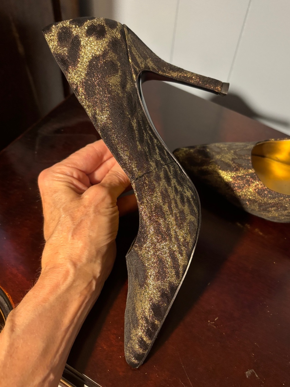 Nine West Gold and Black Leopard-Effect Pointed-Toe Pumps 8 - Picture 3 of 9